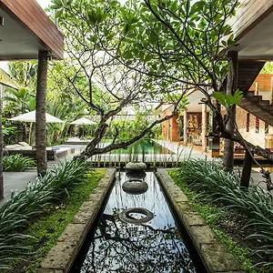  Villa Eko - Tropical Villa, Walk To Indonesia